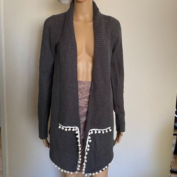 MODCLOTH Grey Sweater Cardigan Size XS - Picture 1 of 6